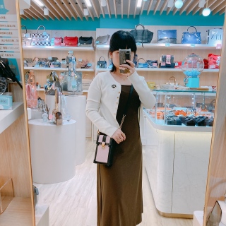 Louis Vuitton Vertical Trunk Pochette Epi Calfskin Pink and Black x GHW [Pre-Owned]